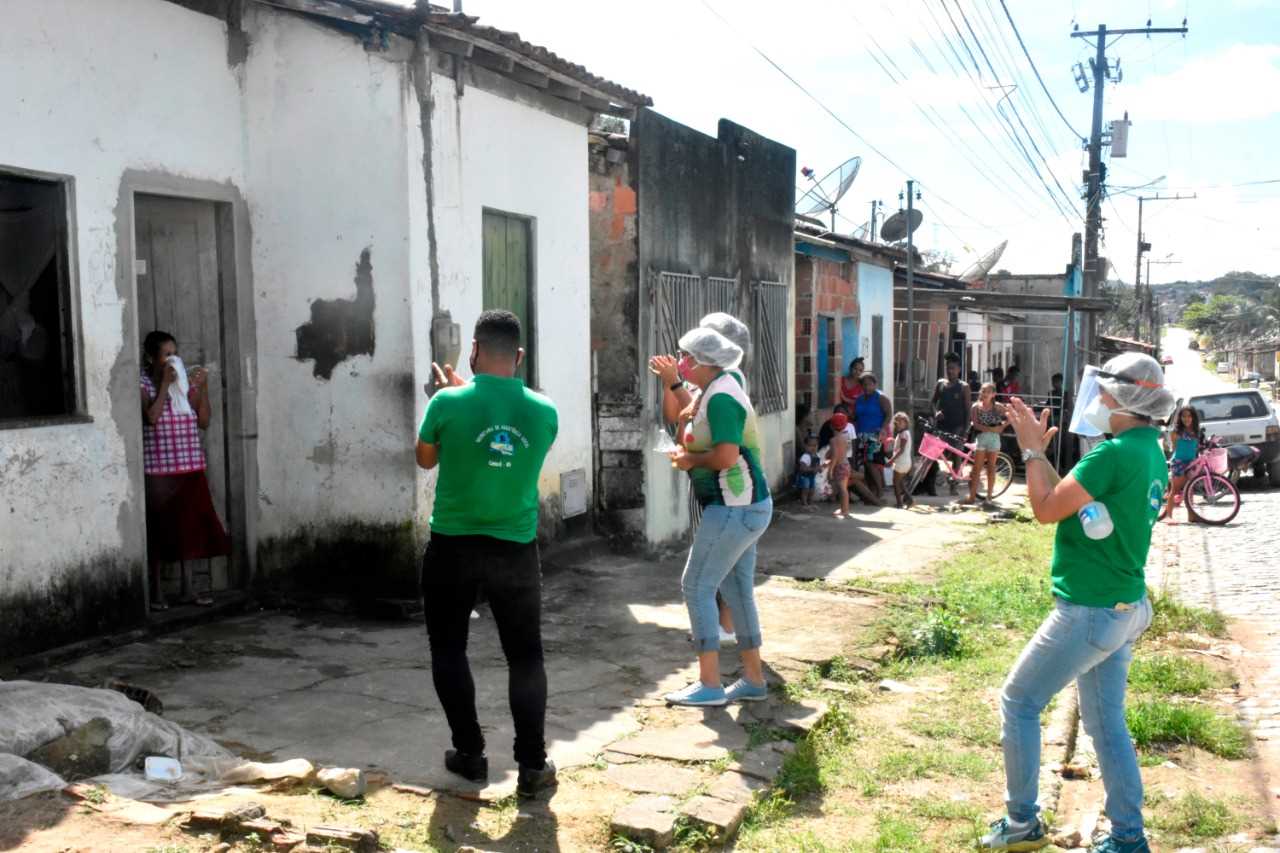 Camacã: Idosos do Clube da Melhor Idade são surpreendidos com homenagem da Secretaria de Assistência Social.